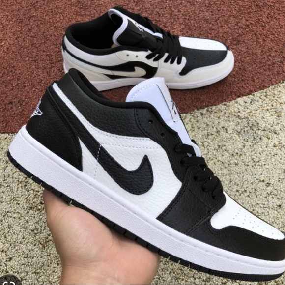 Jordan Shoes - BRAND NEW Size 8 women’s Air Jordan 1 Low “homage”